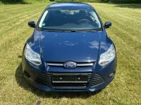 Gebraucht Ford Focus Titanium 101 PS (74 kW) 2014 Blau Kombi