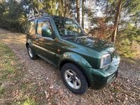 Second-hand Suzuki Jimny 86 CP (63 kW) 2012 Verde SUV