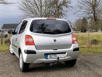 Gebraucht Renault Twingo 76 PS (55 kW) 2008 Silber Kleinwagen