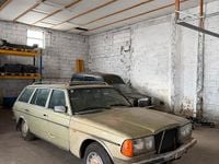 Gebraucht Mercedes 300 88 PS (64 kW) 1983 Grün Kombi