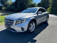 Gebraucht Mercedes GLA180 122 PS (89 kW) 2017 Silber SUV