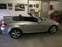 Second-hand Mercedes SLK200 163 CP (119 kW) 2004 Argintiu Cabrio
