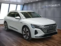 Gebraucht Audi Q8 e-tron Advanced 300 kW (408 PS) 2024 Weiß SUV