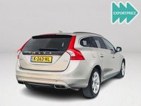 Gebraucht Volvo V60 Summum 181 PS (133 kW) 2015 Grau Kombi