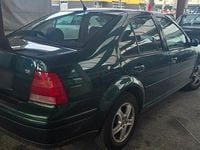 Gebraucht VW Bora 101 PS (74 kW) 1999 Grün Limousine