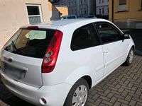 Gebraucht Ford Fiesta 2008 Weiß Kleinwagen