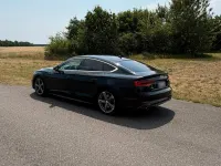 Gebraucht Audi A5 Sportback Ambiente 252 PS (185 kW) 2017 Schwarz Kleinwagen