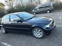 Second-hand BMW 318 143 CP (105 kW) 2004 Negru Berlinǎ