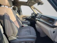 Gebraucht VW Multivan Style 245 PS (180 kW) 2025 Grau Van