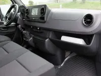 Używany Mercedes Sprinter 170 KM (125 kW) 2022 Biały Van