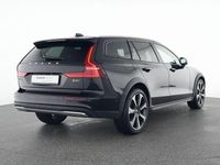 Gebraucht Volvo V60 CC Ultimate 197 PS (144 kW) 2023 Schwarz Kombi