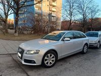 Gebraucht Audi A4 Attraction 143 PS (105 kW) 2011 Silber Limousine