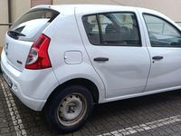 Gebraucht Dacia Sandero 75 PS (55 kW) 2009 Weiß Limousine