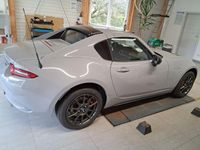 Neu Mazda MX5 132 PS (97 kW) 2025 Grau Cabrio