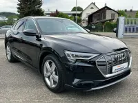 Gebraucht Audi e-tron Sportback 300 kW (408 PS) 2021 Mythosschwarz metallic SUV