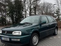 Gebraucht VW Golf III 75 PS (55 kW) 1997 Grün Kleinwagen