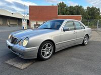 Gebraucht Mercedes E270 Avantgarde 170 PS (125 kW) 2000 Silber Limousine