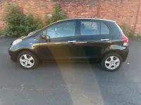 Gebraucht Toyota Yaris Life 100 PS (73 kW) 2011 Schwarz Kleinwagen