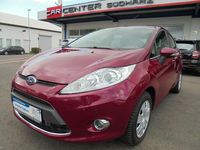 Gebraucht Ford Fiesta Titanium 75 PS (55 kW) 2010 Rot Kleinwagen