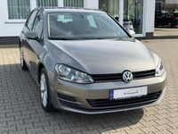 Gebraucht VW Golf VII Trendline 105 PS (77 kW) 2015 Grau Limousine