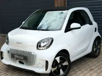 Używany Smart ForTwo Coupé 60 kW (82 KM) 2024 Biały Coupe