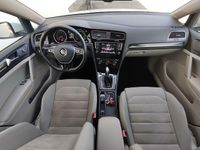 Gebraucht VW Golf VII Highline 122 PS (89 kW) 2013 Oryxweiß perlmutteffekt Limousine