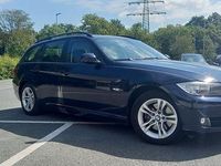 Gebraucht BMW 320 170 PS (125 kW) 2009 Blau Kombi