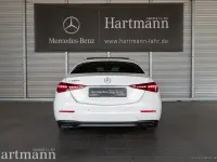 Gebraucht Mercedes C220 Avantgarde 200 PS (147 kW) 2023 Polarweiß Limousine