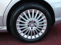 Gebraucht Mercedes C180 Exclusive 156 PS (114 kW) 2016 Iridiumsilber  metalliclack (metallic) Kombi