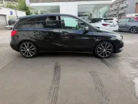 Gebraucht Mercedes B180 109 PS (80 kW) 2014 Schwarz Kleinwagen