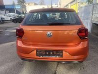 Gebraucht VW Polo Comfortline 65 PS (47 kW) 2019 Energetic orange Kleinwagen