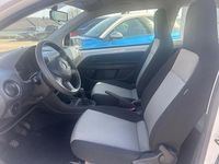 Gebraucht Skoda Citigo Active 60 PS (44 kW) 2013 Weiß Kleinwagen