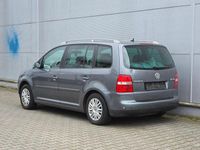 Gebraucht VW Touran Highline 140 PS (102 kW) 2004 Grau Van / Kleinbus