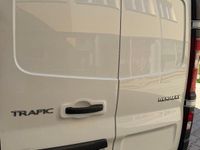 Gebraucht Renault Traffic 120 PS (88 kW) 2021 Weiß Van / Kleinbus