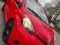 Gebraucht Toyota Aygo 68 PS (50 kW) 2012 Rot Kleinwagen