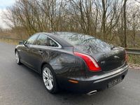 gebraucht Jaguar XJ Premium 3,0TÜV-3-25-Scheckheft-Panorama