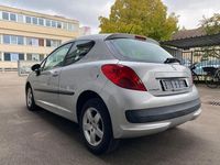 Gebraucht Peugeot 207 95 PS (69 kW) 2009 Other Kleinwagen