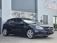 Gebraucht Mercedes A180 122 PS (89 kW) 2016 Schwarz Limousine