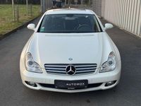 Gebraucht Mercedes CLS320 224 PS (164 kW) 2008 Calcitweiss/zirrusweiss Limousine