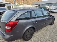 Gebraucht Renault Laguna II Avantage 135 PS (99 kW) 2006 Hologram grey Kombi