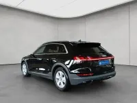 Gebraucht Audi e-tron Sport 230 kW (313 PS) 2022 Brillantschwarz SUV