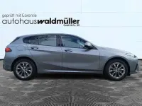 Używany BMW 120 170 KM (125 kW) 2024 Szary Hatchback