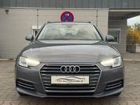 Używany Audi A4 S-Line 150 KM (110 kW) 2018 Szary Sedan/Limuzyna