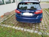 Gebraucht Ford Fiesta Trend 101 PS (74 kW) 2018 Blau Kleinwagen