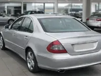 Brugt Mercedes E200 184 HK (135 kW) 2008 Sølv Sedan