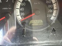 Usado Mazda 5 110 HP (80 kW) 2006 Prateado Monovolume