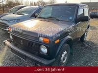 Gebraucht Lada niva 83 PS (61 kW) 2014 Grün SUV