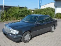 Gebraucht Mercedes E300 220 PS (161 kW) 1990 Andere farben Limousine
