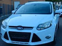 Second-hand Ford Focus Titanium 125 CP (91 kW) 2012 Alb Berlinǎ