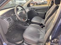 Second-hand Ford Focus 116 CP (85 kW) 2004 Albastru Break